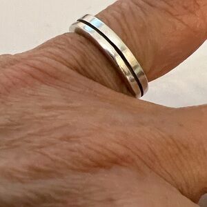 Elegant Sterling Silver 925 Band Ring Size 6.5